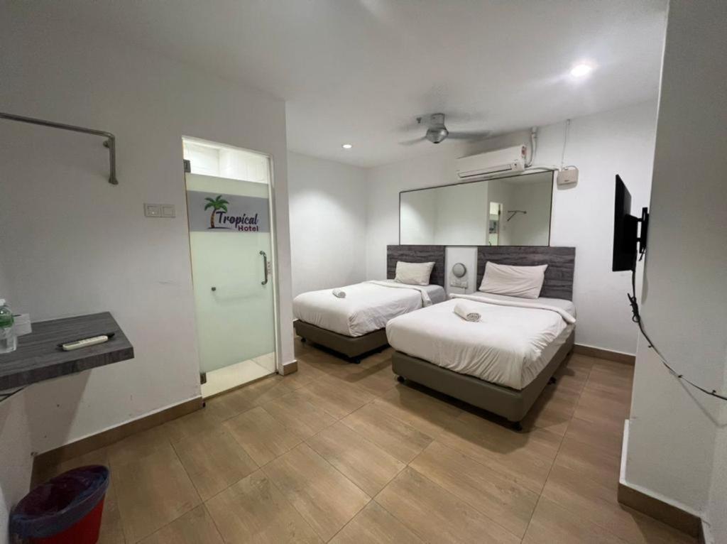 Tropical Hotel Kota Damansara Petaling Jaya Eksteriør billede